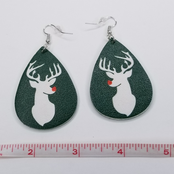 🍁3/$25 **Last 2** Reindeer Earrings - Picture 3 of 4